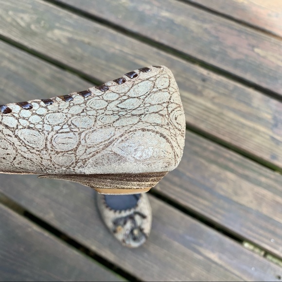 Henry Beguelin Designer Peep Toe Leather Kitten Heel | Size 6 - Picture 7 of 11